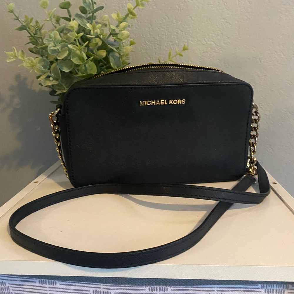 Michael Kors preloved black crossbody